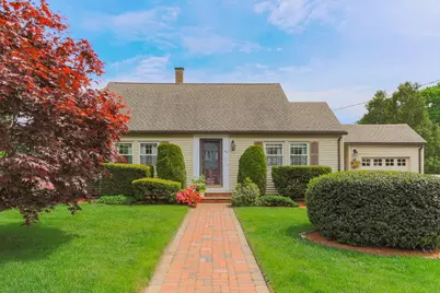 39 Dearborn Avenue, Hampton, NH 03842 - Photo 1