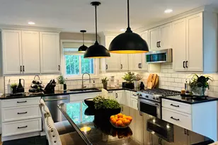 71 Wentworth Dr, Bedford, NH 03110 - Photo 3