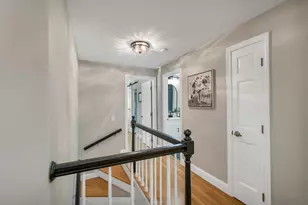 71 Wentworth Dr, Bedford, NH 03110 - Photo 17