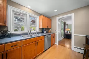30 Sheffield Rd, Portsmouth, NH 03801 - Photo 3