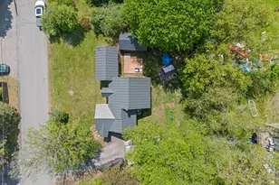 22 2nd St, Claremont, NH 03743 - Photo 5