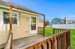 137 Wedgewood Ln, Manchester, NH 03109 - Photo 29
