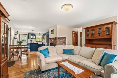137 Wedgewood Lane, Manchester, NH 03109 - Photo 7