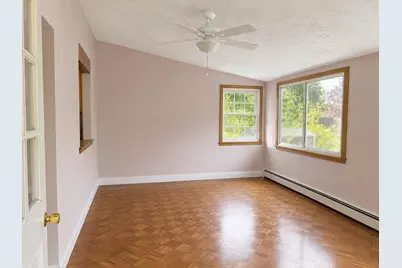 8 Hooker Street, Nashua, NH 03064 - Photo 5