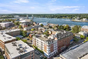 77 Hanover St, Portsmouth, NH 03801 - Photo 3