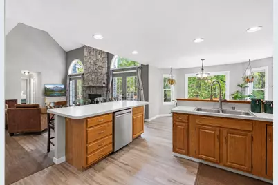 16 Hillsboro Circle, Milford, NH 03055 - Photo 7