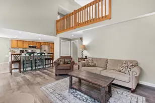 16 Hillsboro Cir, Milford, NH 03055 - Photo 5
