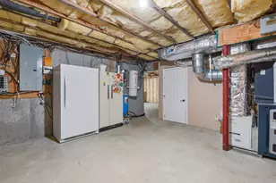 16 Hillsboro Cir, Milford, NH 03055 - Photo 43