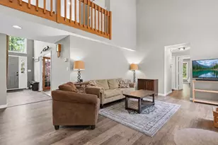 16 Hillsboro Cir, Milford, NH 03055 - Photo 13