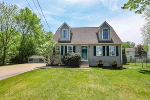 4 Gambia St, Hudson, NH 03051 - Photo 1