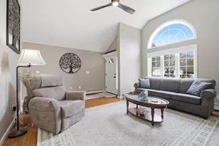 31 Henderson Rd, Gilford, NH 03249 - Photo 11