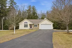 31 Henderson Rd, Gilford, NH 03249 - Photo 3