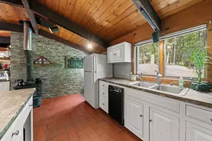 17 Blossom Rd, Plaistow, NH 03865 - Photo 13