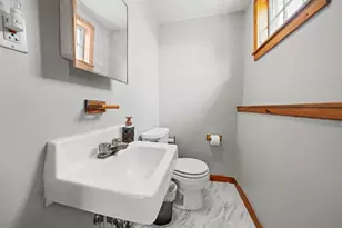 17 Blossom Rd, Plaistow, NH 03865 - Photo 23
