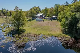 140 Mountain View Rd, Deerfield, NH 03037 - Photo 3