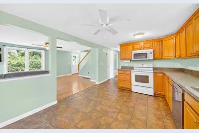 526 Pembroke Street, Pembroke, NH 03275 - Photo 15