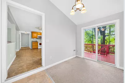 526 Pembroke Street, Pembroke, NH 03275 - Photo 11