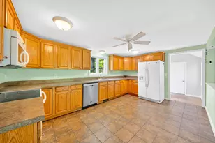 526 Pembroke St, Pembroke, NH 03275 - Photo 13
