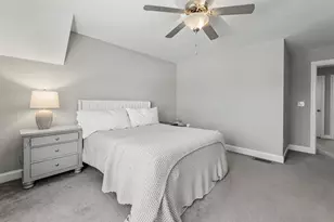 165 Shore Dr, Nashua, NH 03062 - Photo 19
