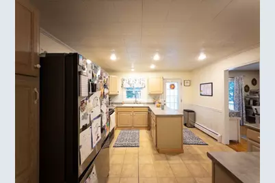 18 Edgewood Street, Claremont, NH 03743 - Photo 11