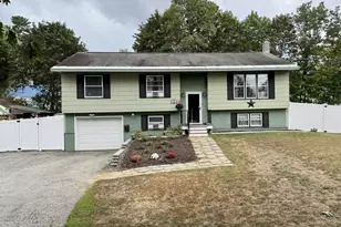 18 Edgewood St, Claremont, NH 03743 - Photo 3