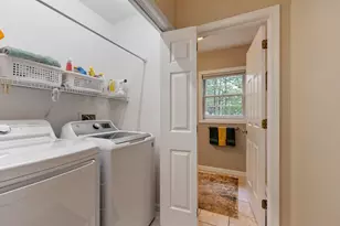 35 Exeter Farms Rd, Exeter, NH 03833 - Photo 27