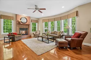 22 Elizabeth Way, Bedford, NH 03110 - Photo 13
