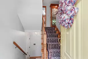 40 Sherwood Cir, Salem, NH 03079 - Photo 7