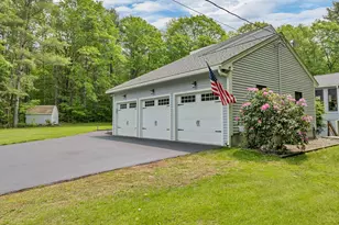 52 Meadow Ln, Belmont, NH 03220 - Photo 13