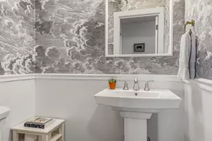 28 Laurel Ct, Portsmouth, NH 03801 - Photo 19
