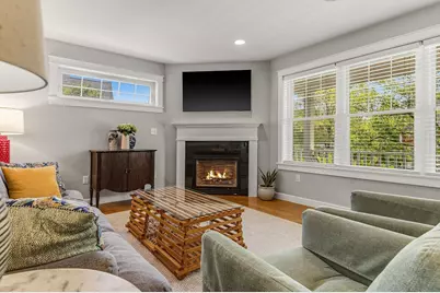 28 Laurel Court, Portsmouth, NH 03801 - Photo 7
