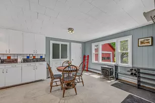 2710 Dartmouth College Hwy, Haverhill, NH 03774 - Photo 9