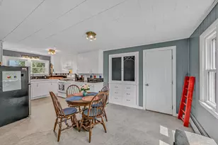2710 Dartmouth College Hwy, Haverhill, NH 03774 - Photo 11