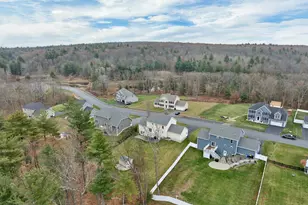 158 Standish Ln, Hudson, NH 03051 - Photo 59