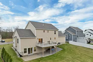 158 Standish Ln, Hudson, NH 03051 - Photo 5