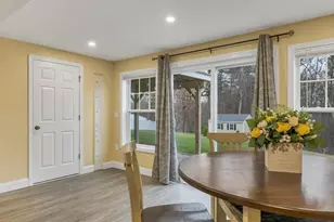 158 Standish Ln, Hudson, NH 03051 - Photo 43