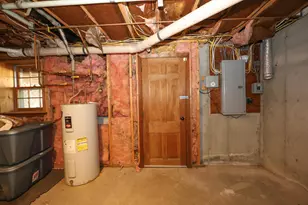 344 Coral Ave, Manchester, NH 03104 - Photo 33