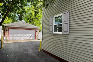 35 Winter St, Dover, NH 03820 - Photo 7