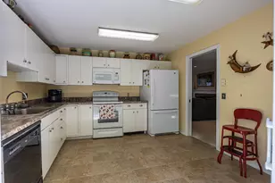 144 Hilltop Pl, New London, NH 03257 - Photo 31