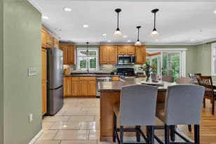 123 Brady Ave, Salem, NH 03079 - Photo 7