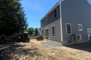 74 Linwoood St, Nashua, NH 03060 - Photo 3