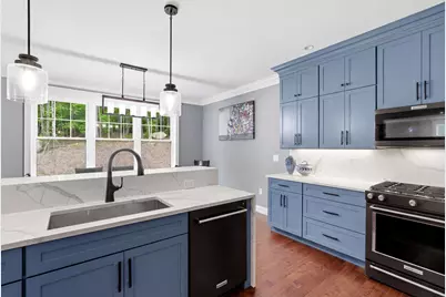 8 Arrowwood Road, New Boston, NH 03070 - Photo 13
