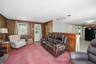 23 Rustic Ln, Plaistow, NH 03865 - Photo 7