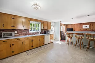 23 Rustic Ln, Plaistow, NH 03865 - Photo 9