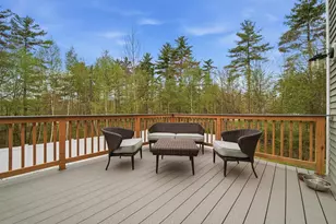 4 Farm Meadows Ln, Londonderry, NH 03053 - Photo 11
