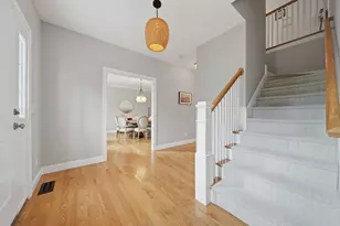4 Farm Meadows Ln, Londonderry, NH 03053 - Photo 3