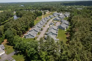 10 Abenaki Cir, Merrimack, NH 03054 - Photo 5