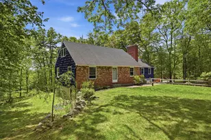 5 Pinecrest Cir, Bedford, NH 03110 - Photo 3