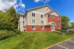 3 Timberwood Dr, Goffstown, NH 03045 - Photo 3