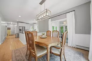 7 Stony Point Dr, Londonderry, NH 03053 - Photo 11